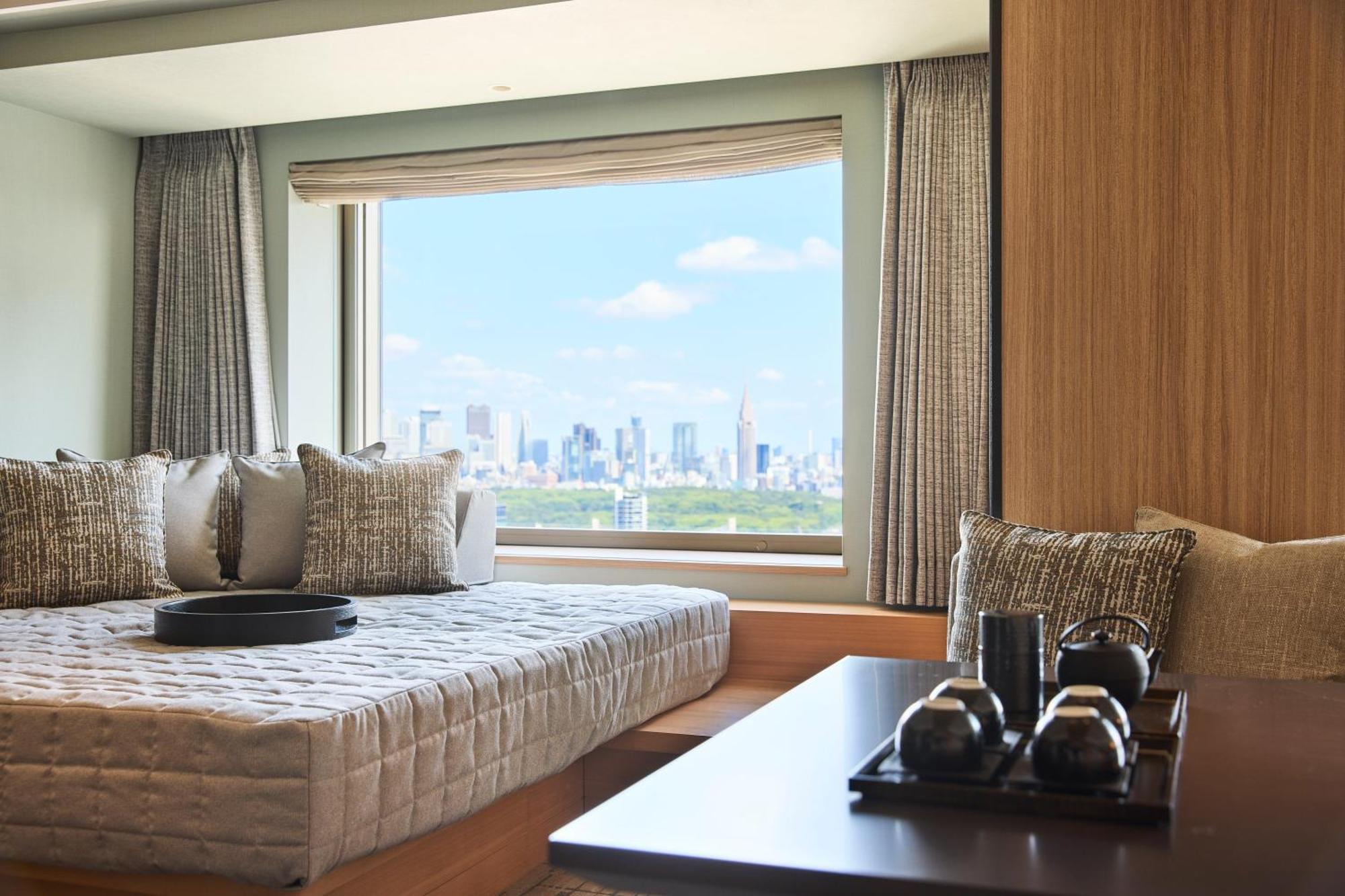 Cerulean Tower Tokyu Hotel, A Pan Pacific Partner Hotel Tokió Kültér fotó A bedroom at The Park, Hyderabad
